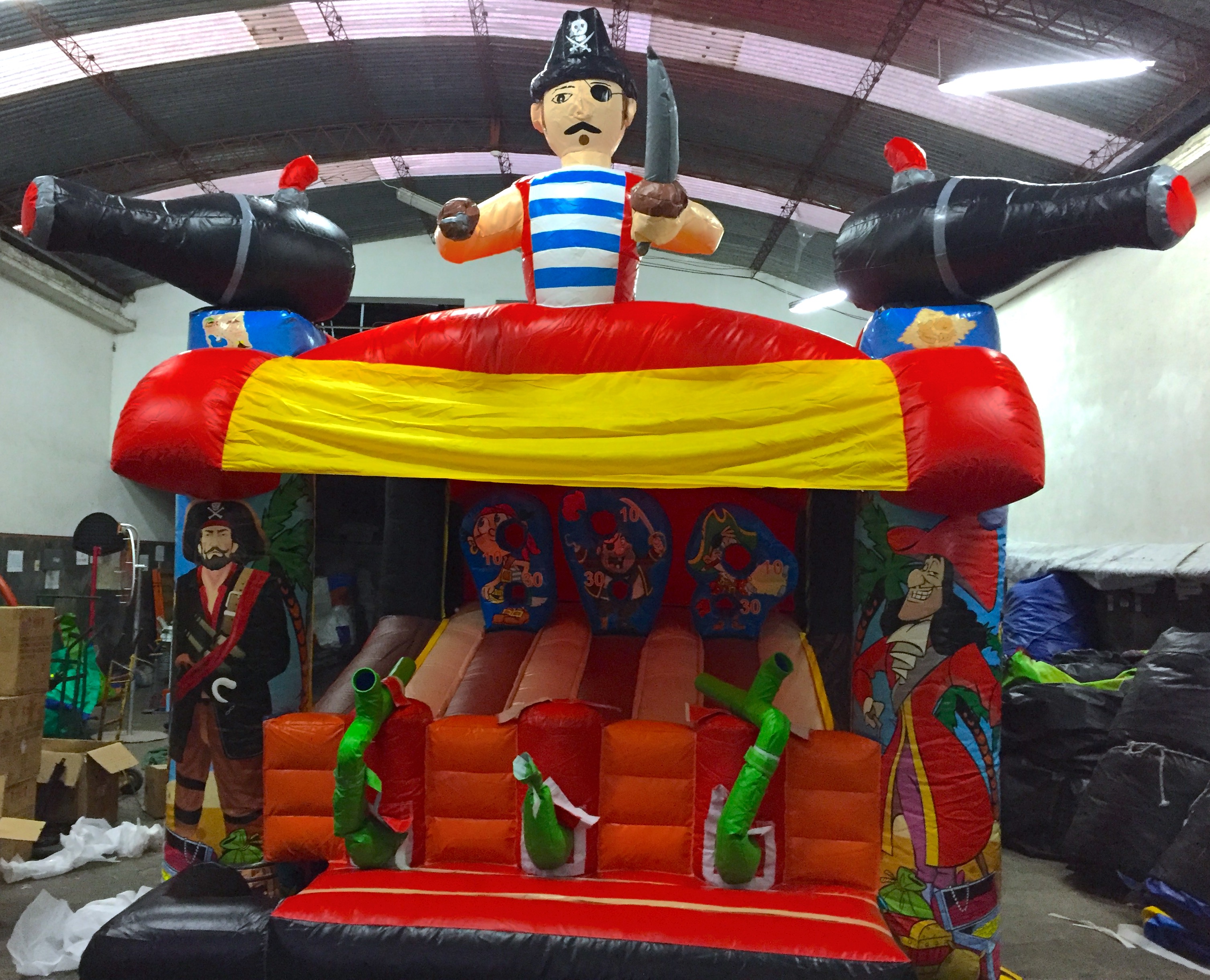 Pirata Lanza Pelotas